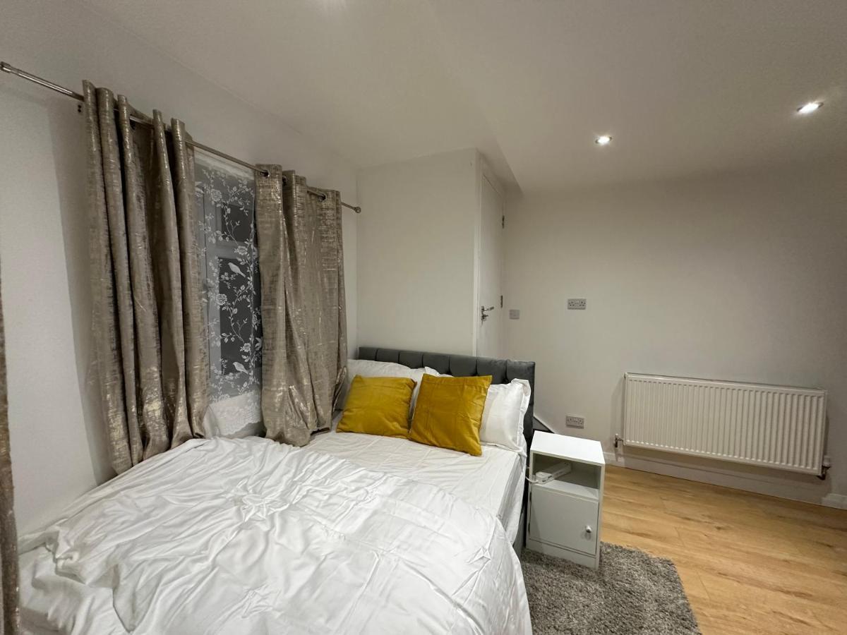 Keedonwood Road Bromley, Rooms With Free Wifi Luaran gambar