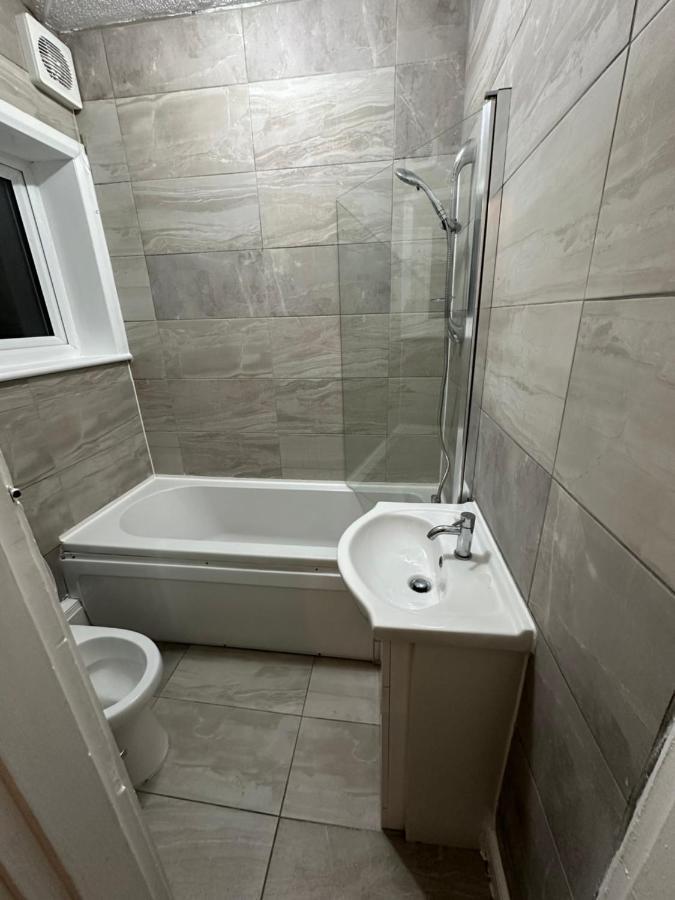 Keedonwood Road Bromley, Rooms With Free Wifi Luaran gambar