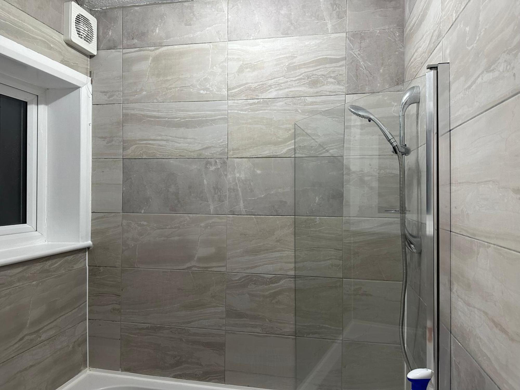 Keedonwood Road Bromley, Rooms With Free Wifi Luaran gambar