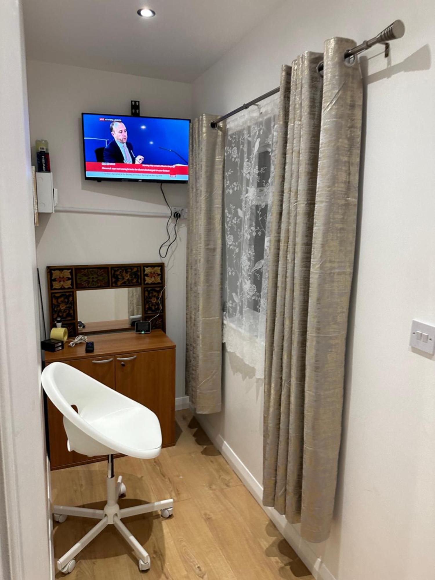 Keedonwood Road Bromley, Rooms With Free Wifi Luaran gambar
